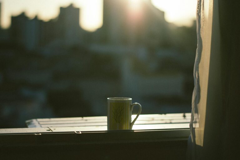 How to Build a Calming Morning Routine for a Peaceful Start